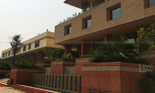S. 439 CrPC: Delhi High Court Stays Sessions Courts Bail Order Castigating Police Investigation S. 439 CrPC: Delhi High Court Stays Sessions Courts Bail Order Castigating Police Investigation