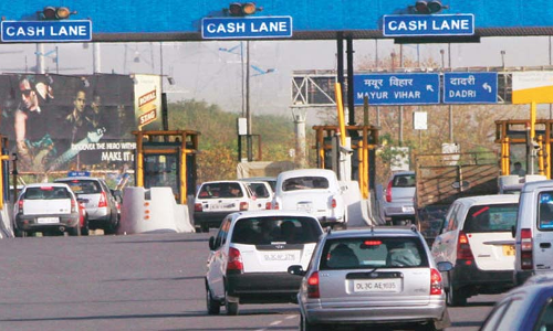 PIL Questions Toll Collection In Absence Of Basic Amenities Along Highways, Delhi HC Issues Notice PIL Questions Toll Collection In Absence Of Basic Amenities Along Highways, Delhi HC Issues Notice