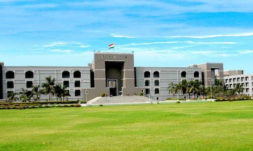Employee Cannot Be Terminated Without Full Departmental Inquiry: Gujarat High Court Employee Cannot Be Terminated Without Full Departmental Inquiry: Gujarat High Court