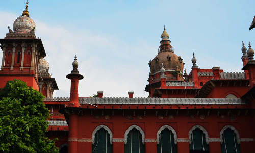 EWS Quota : Madras HC Issues Notice In DMK Members Petition Challenging Constitution Amendment EWS Quota : Madras HC Issues Notice In DMK Members Petition Challenging Constitution Amendment