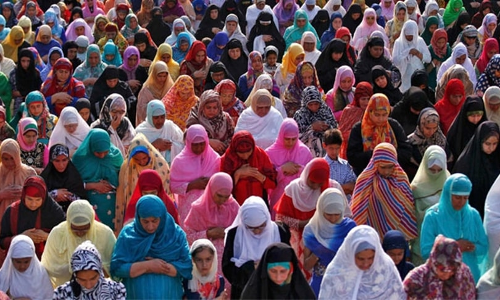 SC Dismisses Hindu Mahasabhas Plea For Allowing Muslim Womens Entry In Mosques SC Dismisses Hindu Mahasabhas Plea For Allowing Muslim Womens Entry In Mosques